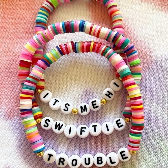 (1) Taylor Swift Swiftie friendship bracelet - Picture 1 of 6